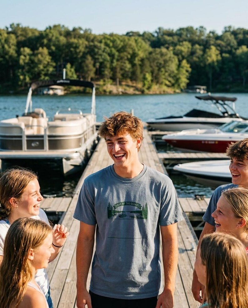 Personalized Family Reunion Shirt Lake of the Ozarks 2026 Custom Name Matching Tee immagine 1