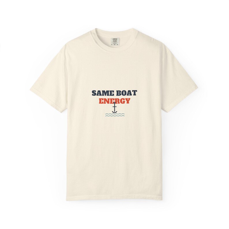 Personalisiertes Familienkreuzfahrt-Shirt „Same Boat Energy“ | Passendes T-Shirt mit Namen und Jahr Bild 2
