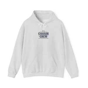 Cousin Crew Hoodie Personalized | Family Reunion Sweatshirt, Custom Name & Year Bild 2