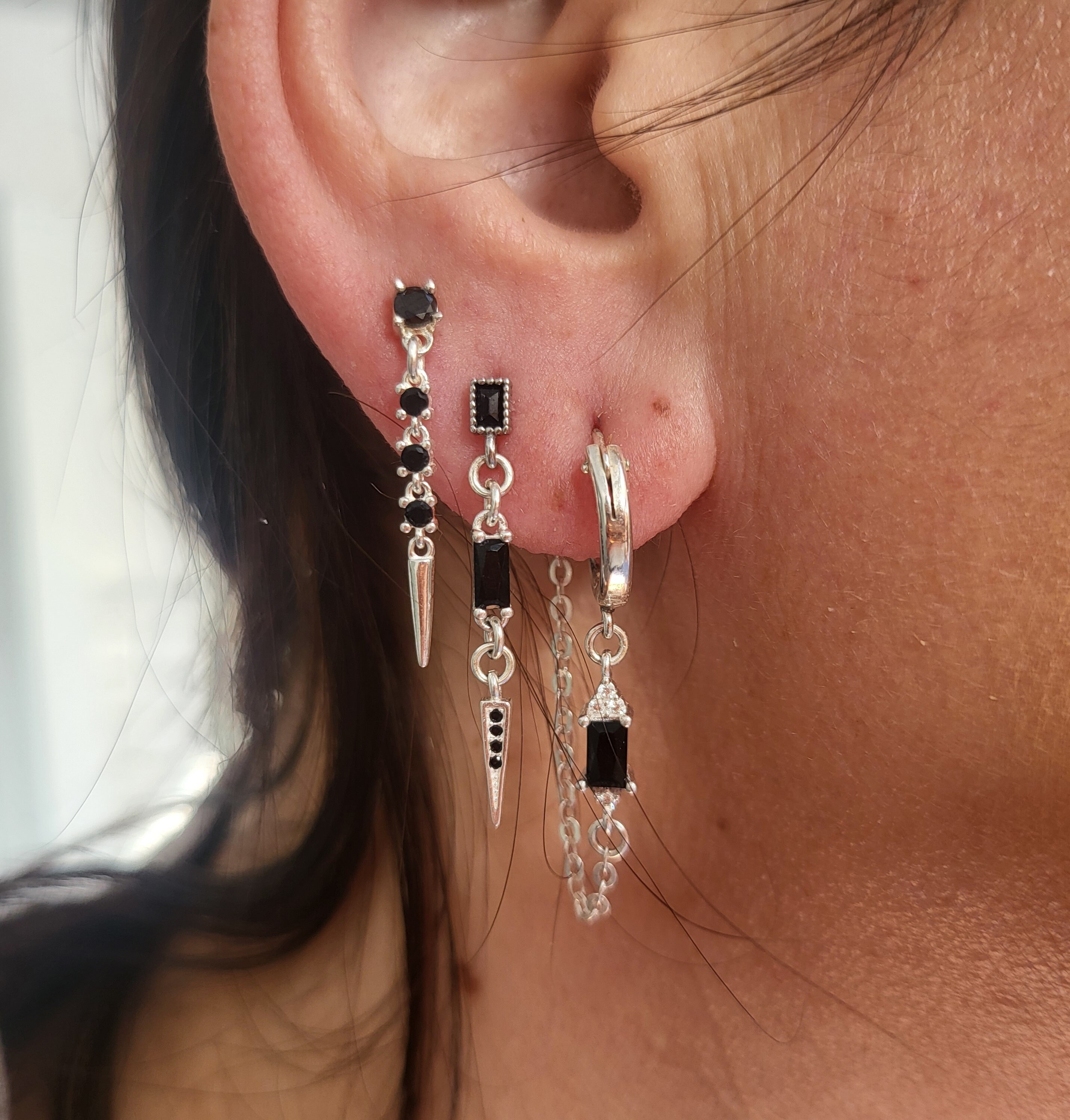 [TATIANA] 韓国☆SILVER925☆Dot Cubic Mini Hoop Earring MUSINSA | TATIANA (Silver 925) Mini Hoop Earrings EC3215