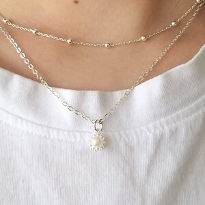 Delicate Sterling Silver White Pearl Pendant Necklace, Wedding Necklace, Small Pearl Necklace, Bridesmaid Necklace, Mom Gift