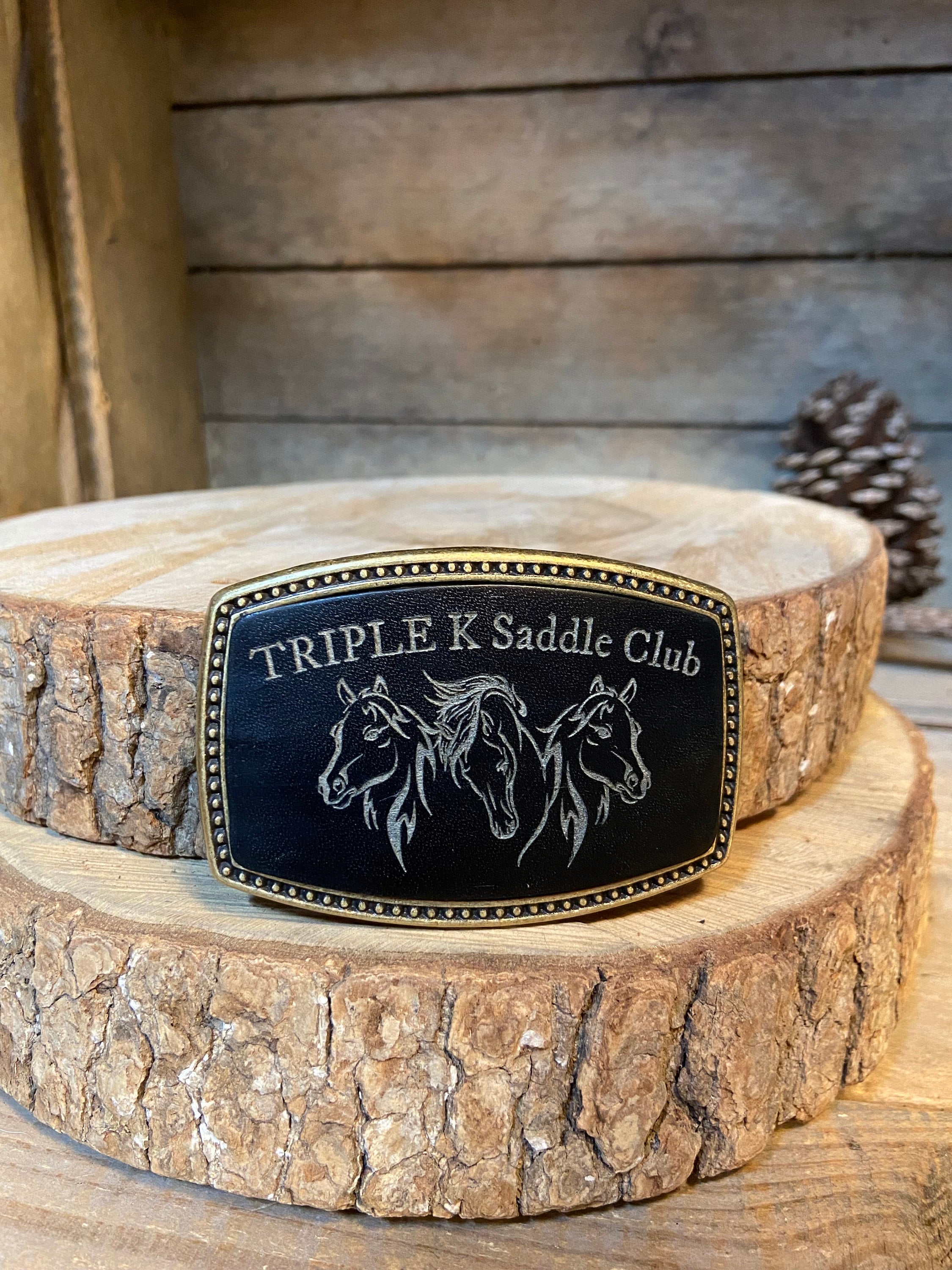 Ceinture En Cuir De Vachette Authentique Avec Boucle Epoxy Thème Cheval, Fabrication USA (tailles 28 à 54)