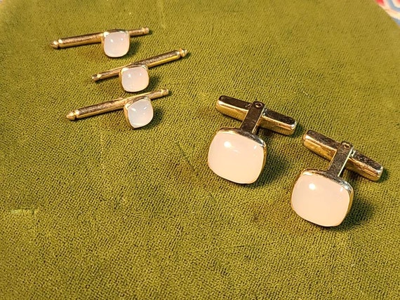 Vintage Gold Tone Cloudy White Glass Cufflinks St… - image 1