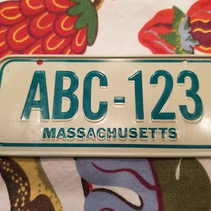 Vintage 1981 Miniature Automobile Tin License Plate Mass Massachusetts MA Boston Souvenir