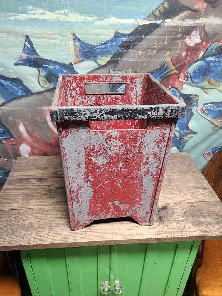 【サイズ交換ＯＫ】 Vintage Antique Etsy - Can Trash Basket Waste Metal Red Heavy Industrial ごみ箱