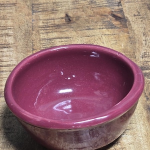 Vintage Heavy Beautiful Oxblood Old Red Bybee Kentucky Primitive Pottery Salad Soup or Cereal Bowl Great Condition Signed Unused