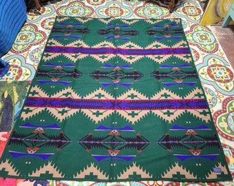 Vivid Vintage Original Beautiful Beaver State Pendleton Green and Blue Blanket Colorful Wool Native Navajo Very Good Condition