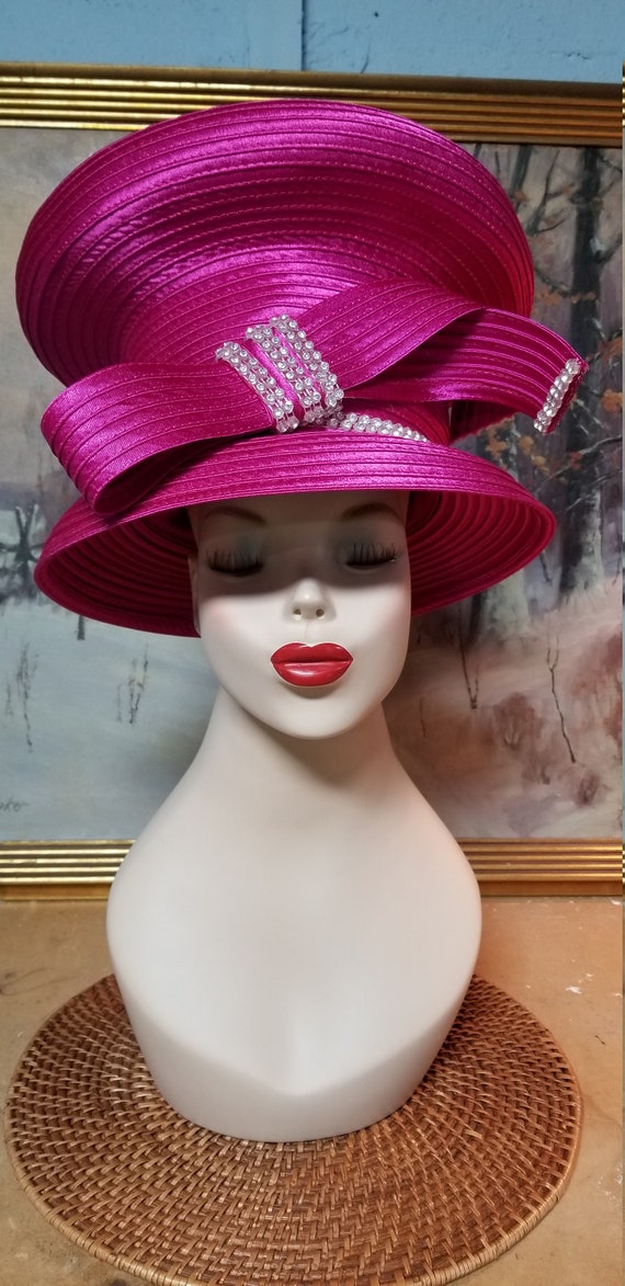 White Rabbit Hat Pill Box Hat 1970s Winter Hat Embellishment tassel Formal Hat Ladies Accessories