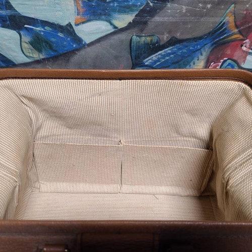 Wonderful Used Vintage Tan Genuine Cowhide Doctor's shops Bag World Traveler Carry-On Latch Style