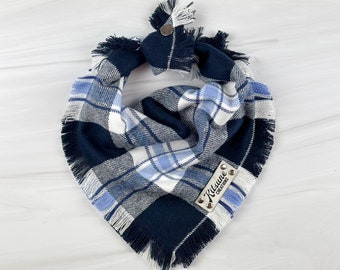 Pañuelo para perro Portland Plaid (bufanda clásica de Maine, franela de playa y océano, perro vaquero, cuadros índigo, blanco y azul vaquero, botón a presión)
