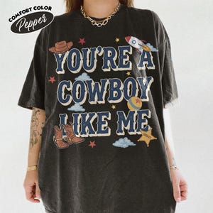 Chemise Vous êtes un cow-boy comme moi, chemise vintage Tay Story, chemise Toy Story 5, t-shirt WDW Disneyland Family Vacation Trip, chemise Disney Pixar Fest Pepper/Dark Heather