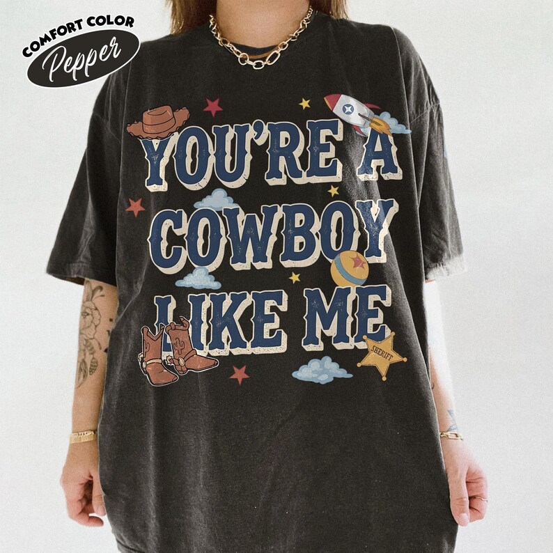 Chemise Vous êtes un cow-boy comme moi, chemise vintage Tay Story, chemise Toy Story 5, t-shirt WDW Disneyland Family Vacation Trip, chemise Disney Pixar Fest Pepper/Dark Heather