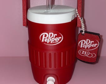 Dr Pepper Inspired 12oz Can Holder | 3D Printed Soda Lover Gift | Custom Soda Can Sleeve with Matching Keychain Accent