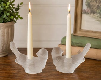 Vintage frostat glas fågelduva ljusstakar par satin koniska ljusstakar