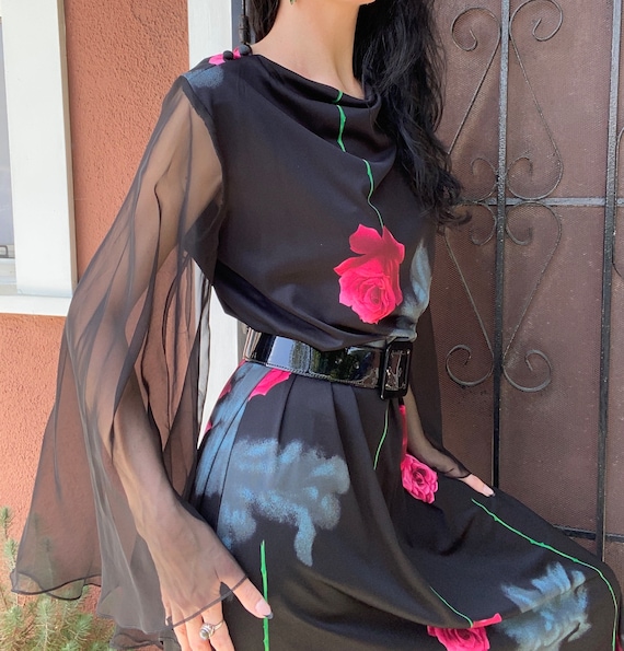 70’s Floating Rose Surrealist Print Maxi Dress wi… - image 2