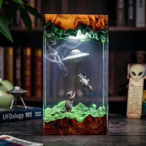 Vintage Raccoon UFO Resin Lamp, Funny Retro Alien Night Light, Woodland Decor, Unique Gift for Raccoon Lovers and Sci Fi Fans