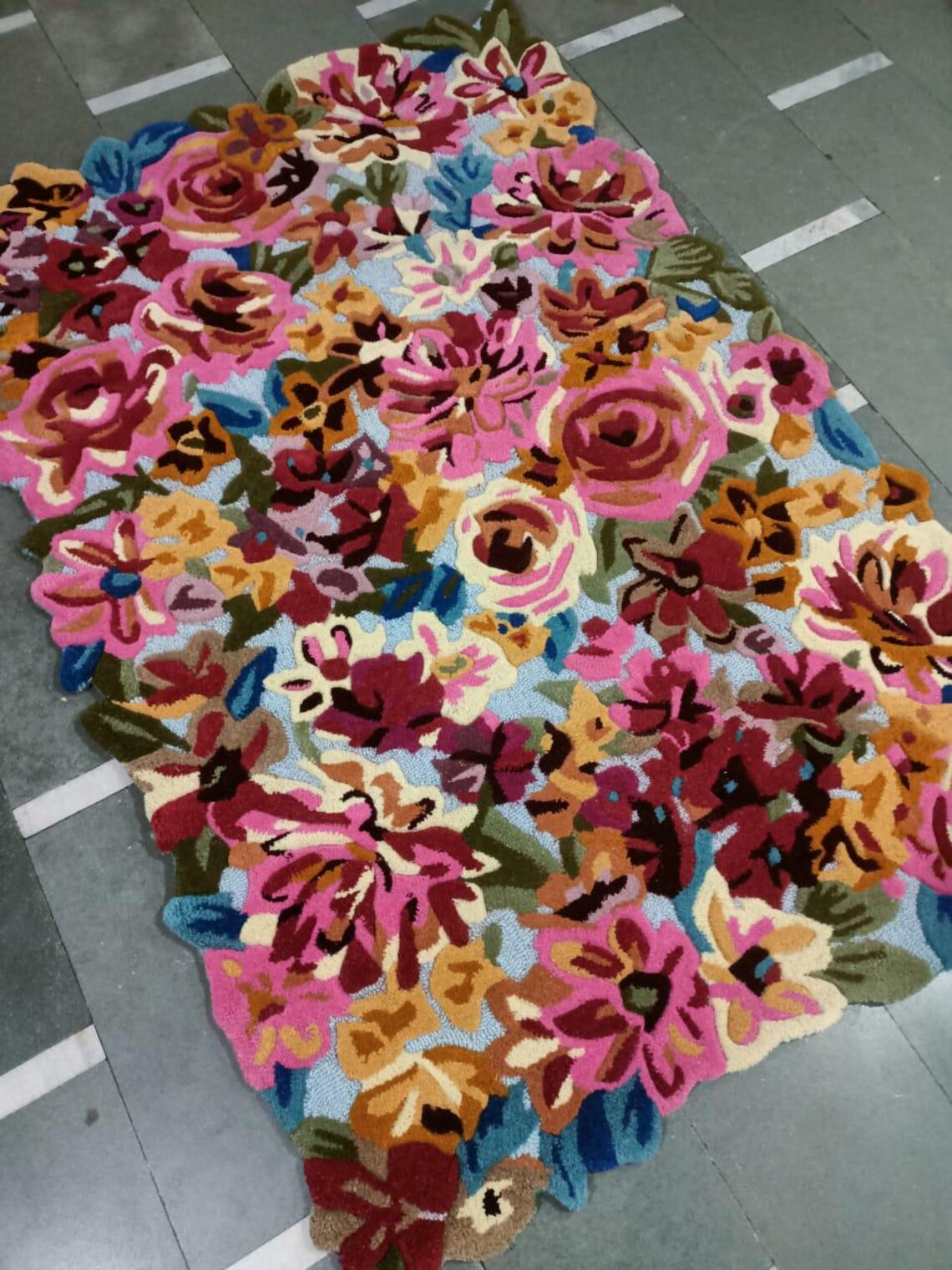 Hand Tufted Floral Wool Area Rug – Multicolor Bloom Garden Carpet for ...