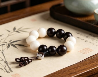 Two-tone Bodhi seed bracelet, Tai Chi symbol beaded ebony gourd pendant, natural polished prayer beads.