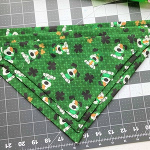 St. Patrick&#39;s Day Dog Bandana/ Green Bandana/ Pet Bandana
