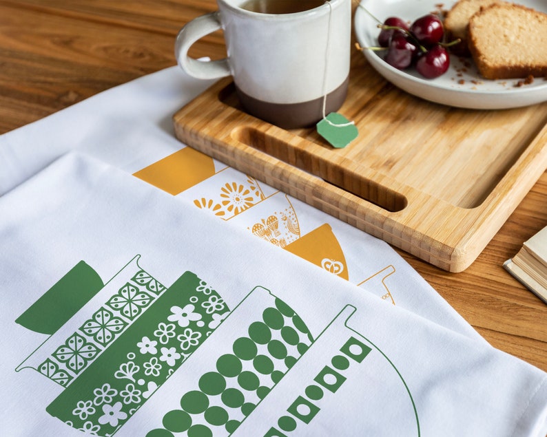 Vintage Pyrex Tea Towels Green