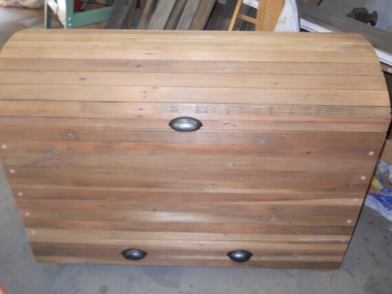 reclaimed wood toy box