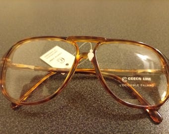 Gafas de sol vintage Odeon de los años 70, fabricadas en Italia.