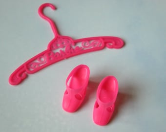 Vintage Barbie Hot Pink T-Strap Schuhe Marke JAPAN für viele Mod Outfits