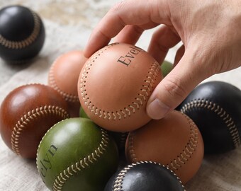 Personalisierter Baseball aus Leder als Geschenk für Ihn, individuell gravierter Vintage-Baseball aus Leder, einzigartiges Vatertagsgeschenk, Geschenk für Baseballtrainer.