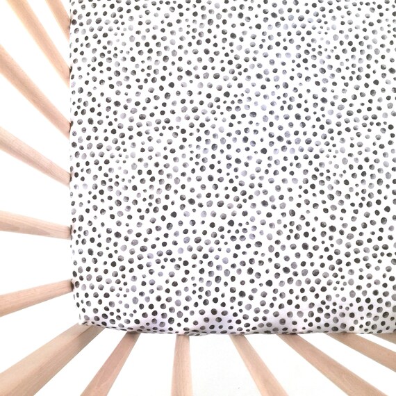 black crib sheet