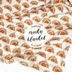 Baby Blanket: Gold Suns. Baby Blanket. Minky Baby Blanket. Sun Baby Blanket. Gold Baby Blanket. Sunshine Baby Blanket. Baby Gift.