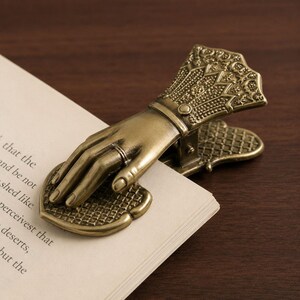 Vintage Gold Hand Clip, Metal Book Page Holder, Antique Style Book Clip, Dark Academia Decor, Reading Accessory, Book Lover Gift