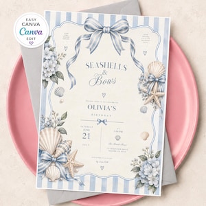 Puede incluir: Una tarjeta de invitación de cumpleaños rectangular con un borde de rayas azul claro y blanco, un gran lazo de rayas azules en la parte superior e ilustraciones de conchas, estrellas de mar y flores azules. El texto dice Seashells & Bows, Olivia's Birthday.