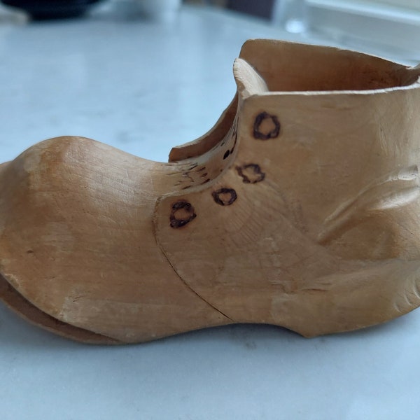 Vintage hand carved wooden shoe - Made in Norway 1946