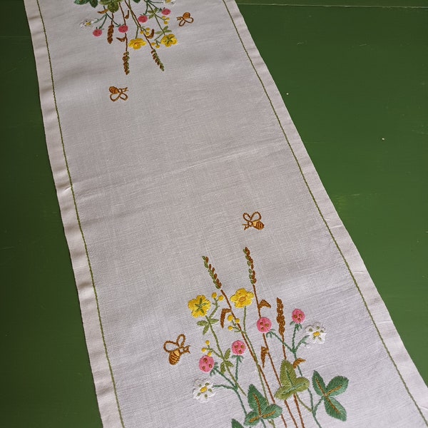 Vintage hand embroidered table runner -Summer flowers