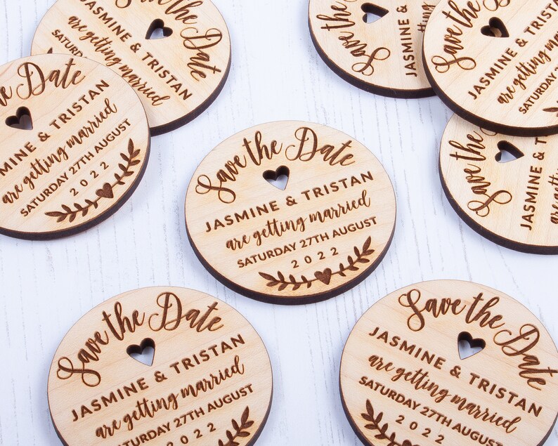 Chantilly Lace Personalised Save the Dates Round Wooden Magnets Save the Date Magnet with Card /& Envelope