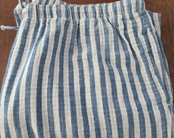 Blue Striped Womens Capri Pants XL Elastic Waist 100% Cotton Linen Pockets Drawstring Beachwear Coastal Comfort Draper's & Damon