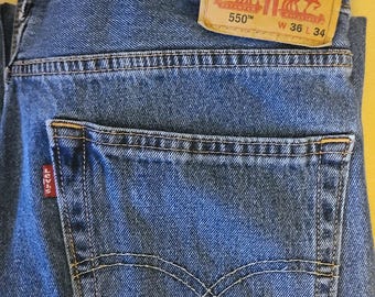 Vintage Levis 550 Jeans Mens 36x34 Blue Medium Stonewash Relaxed Fit