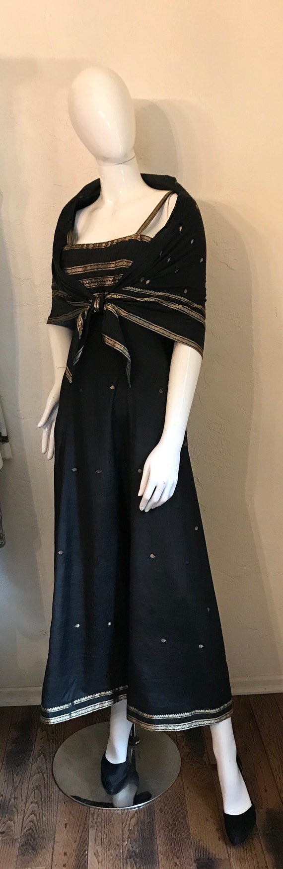 1970’s Indian Sari Inspired Black silk dress Sz S… - image 5