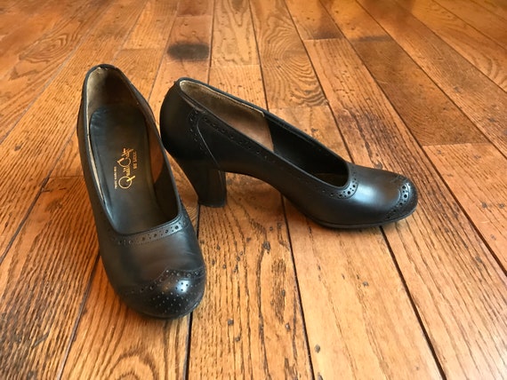 1930’s Art Deco Black Spectator Pumps Shoes 6.5 - image 2