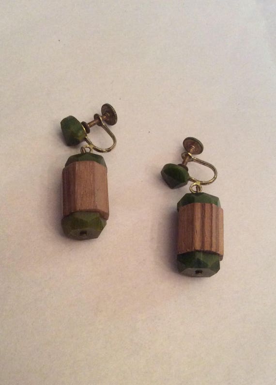 Vintage 1940's Green Bakelite & Wood necklace and… - image 3