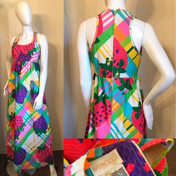 Vintage 1970's Mod Strawberry Fields Cotton Maxi D