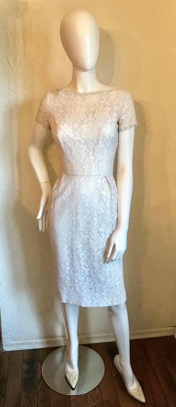 1950’s So Pretty Lace Wiggle Dress Wedding S - image 3