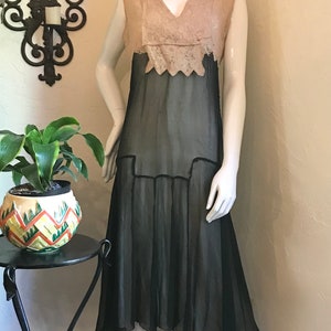 1920's 30's Art Deco Flapper Silk Chiffon & Lace Dress S-M image 2