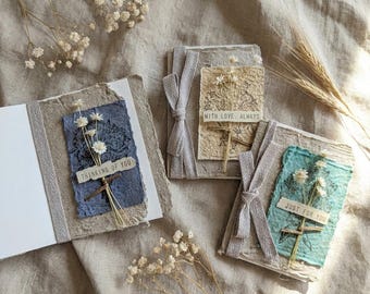 Carte botanique faite main Helichrysum | Papier en coton recyclé, voeux inspirés de la nature