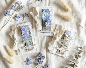 carte botanique faite main de Delphinium | Papier en coton recyclé, voeux inspirés de la nature