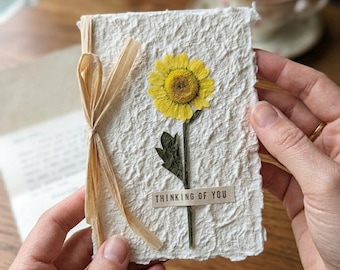 Fleur pressée carte | de voeux fait main en papier de coton | Carte florale de vraie marguerite | Carte d'anniversaire, cadeau d'anniversaire
