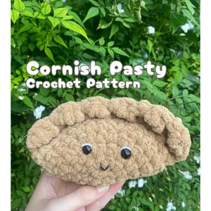 Cornish Pasty Amigurumi Crochet Pattern (Digital Download)