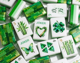 Mahjong Set Enchanted Forest | Emerald Green Botanical Tiles | Lucite Bamboo Back | Complete 160 Piece American Mah Jongg