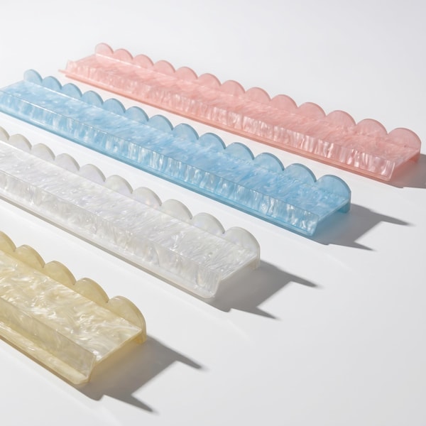 Mahjong 4pc Tile Rack Pearl Acrylic | Scalloped Edge Design | Cloud Pattern | American Mah Jongg Accessory for Game Night
