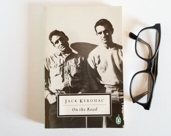 On the Road - Jack Kerouac - Vintage Penguin Paperback Book - Beat Generation - Classic American Fiction